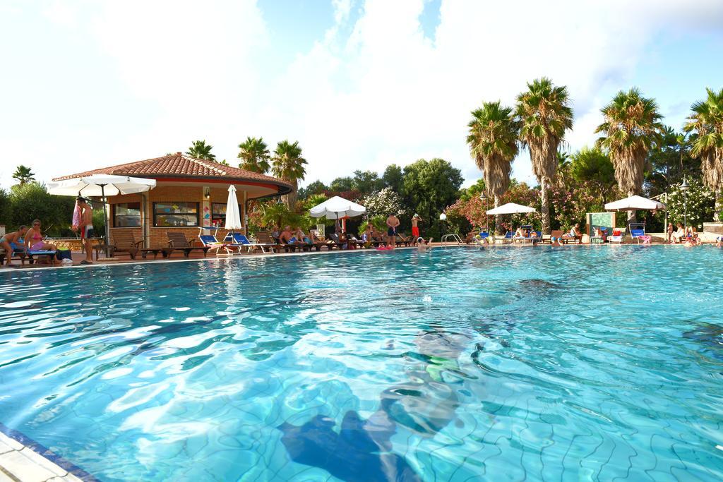 Resort Sciabache زامبروني المظهر الخارجي الصورة