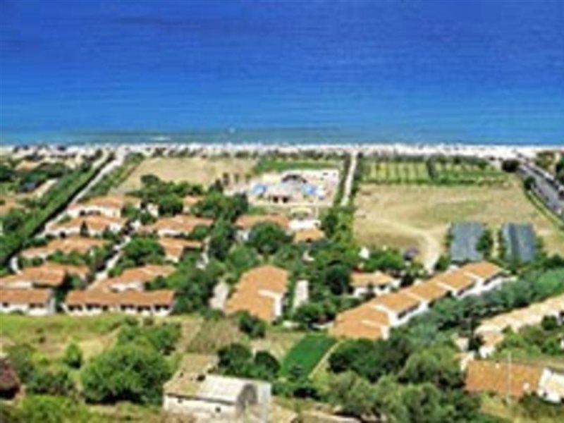 Resort Sciabache زامبروني المظهر الخارجي الصورة