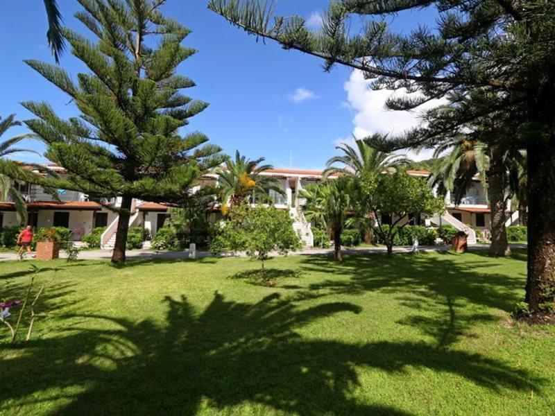 Resort Sciabache زامبروني المظهر الخارجي الصورة