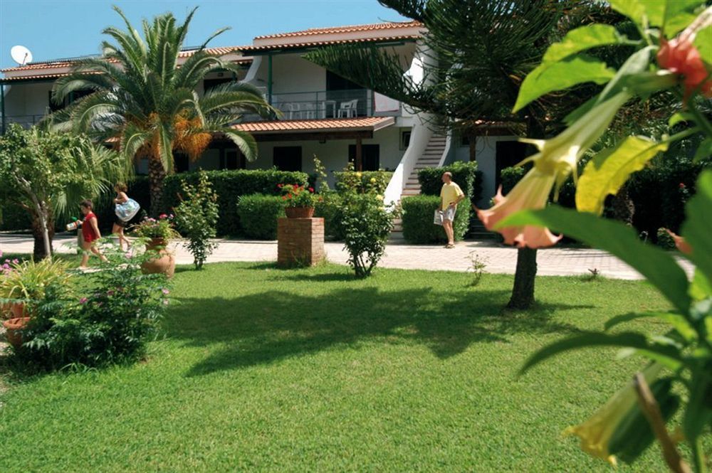 Resort Sciabache زامبروني المظهر الخارجي الصورة